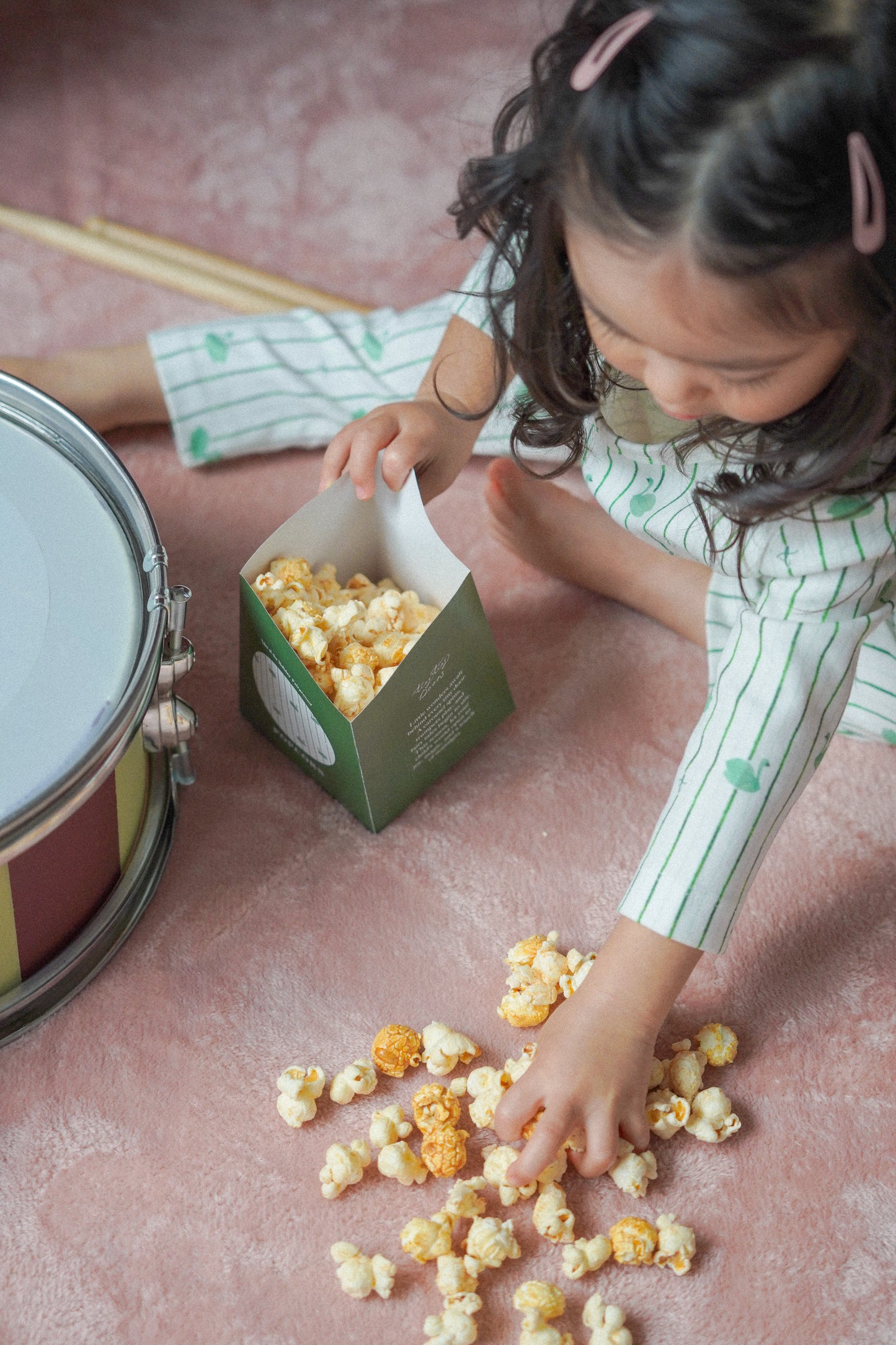 Long Sleeve T-Shirt - Swan