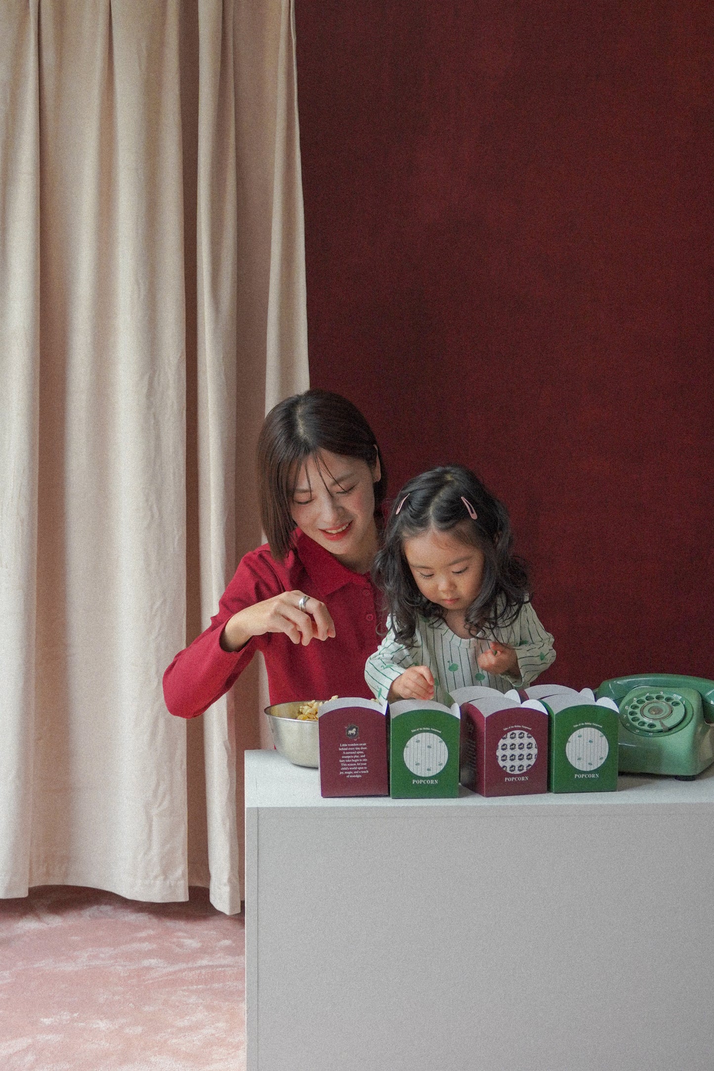 Long Sleeve T-Shirt - Swan