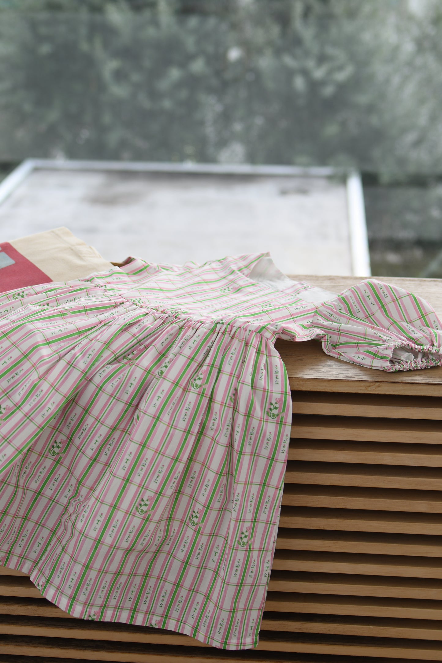 Short Sleeve Dress - Garden