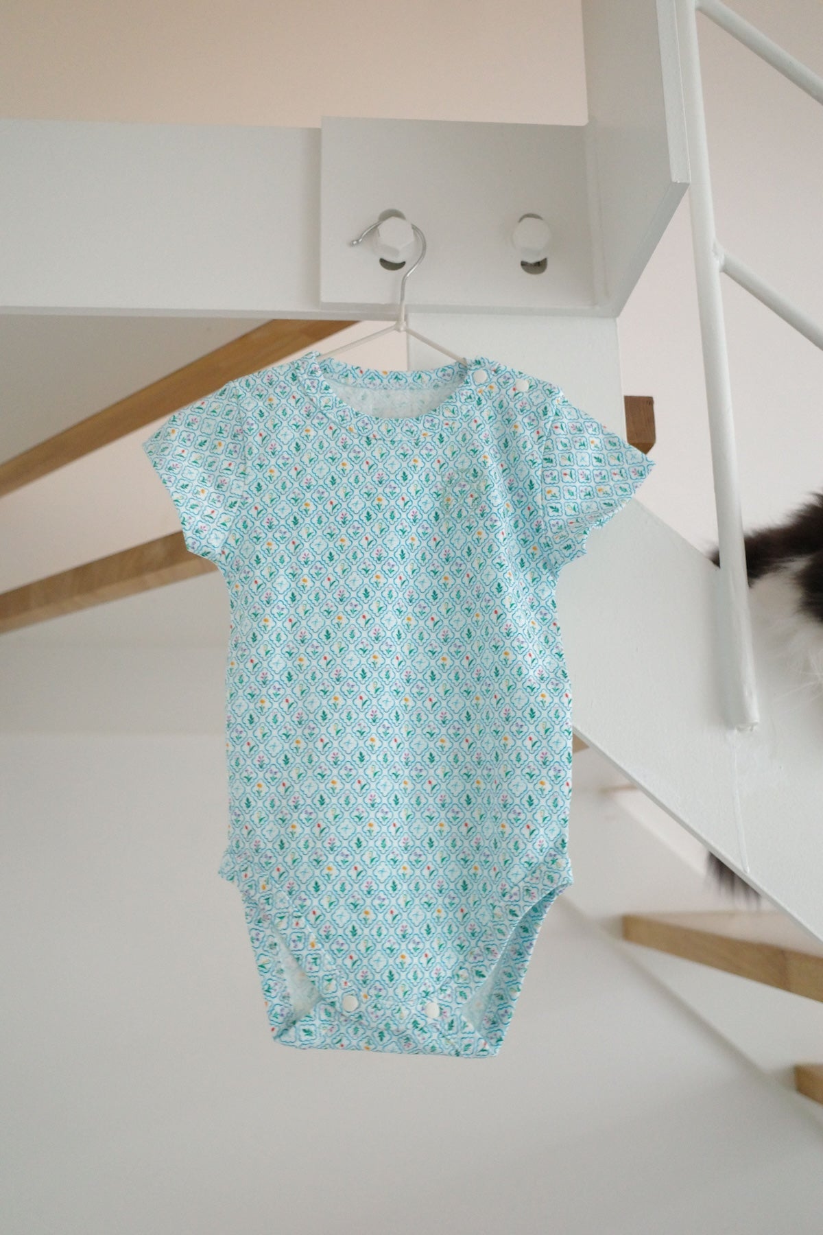 Short Sleeve Bodysuit - Flower